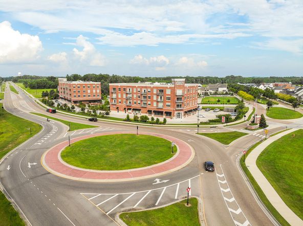 Brand New Retail Suites at Americana: 1110 Americana Blvd, Zachary, LA 70791